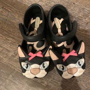 Mini Melissa toddler size 9